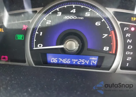 2010 Honda Civic Lx z USA, uszkodzony, nr VIN 19XFA1F55AE025162